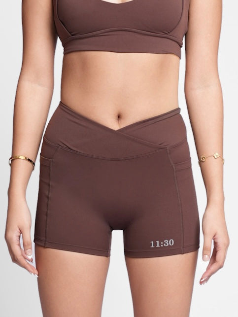 Hourglass Shorts in Choco Brown